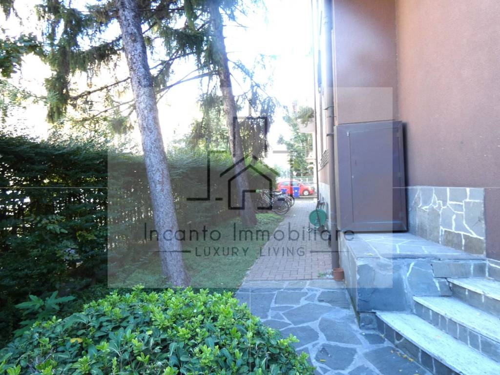 Appartamento a Parma in Viale Anteo ed Erasmo Viotti, 14 - Foto 2