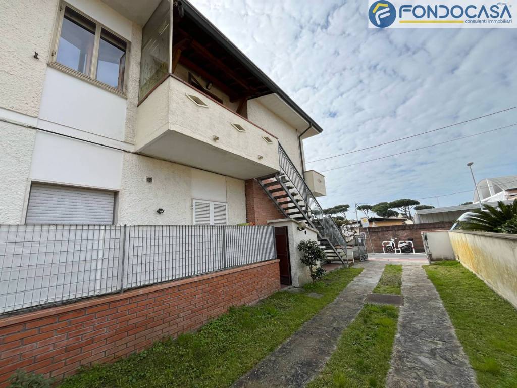Villa a Camaiore in via Macchia Monteggiorini - Foto 2