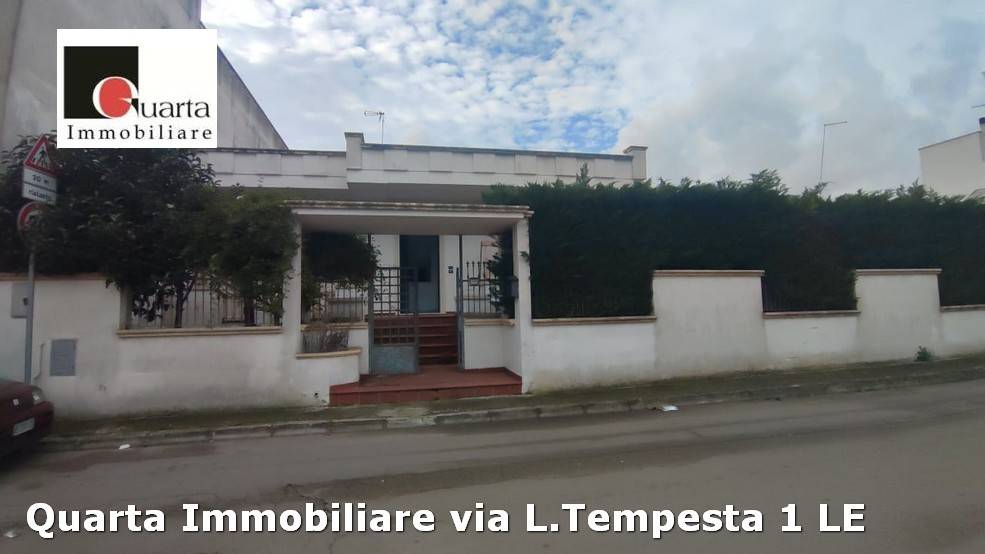 Villa a Arnesano in Via Dante Alighieri - Foto 2
