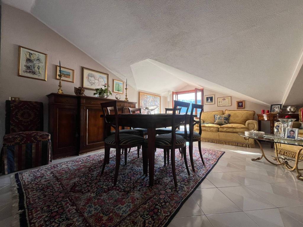 Attico / mansarda a L'aquila in Via Montorio al Vomano, 8 - Foto 4