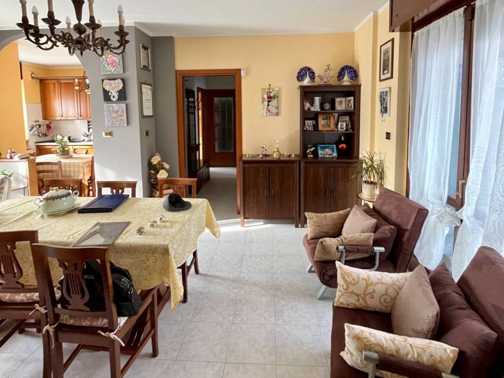 Appartamento a Venaria reale in Corso Giacomo Puccini, 26 - Foto 5