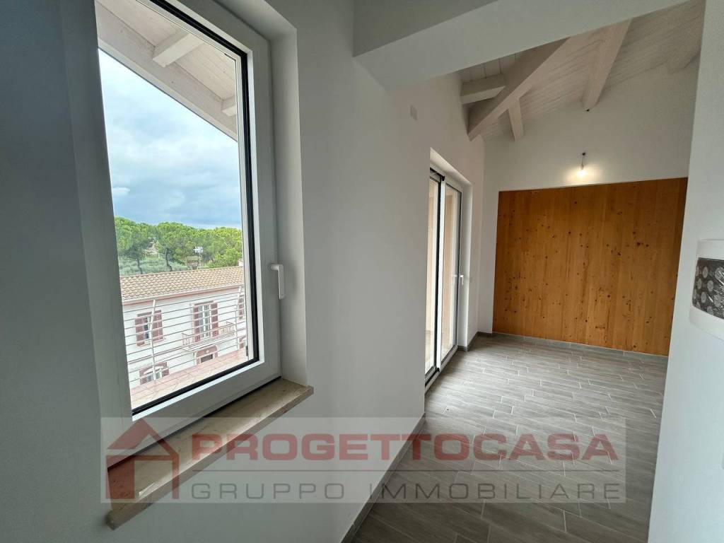 Appartamento a Nereto in Contrada Parignano - Foto 2