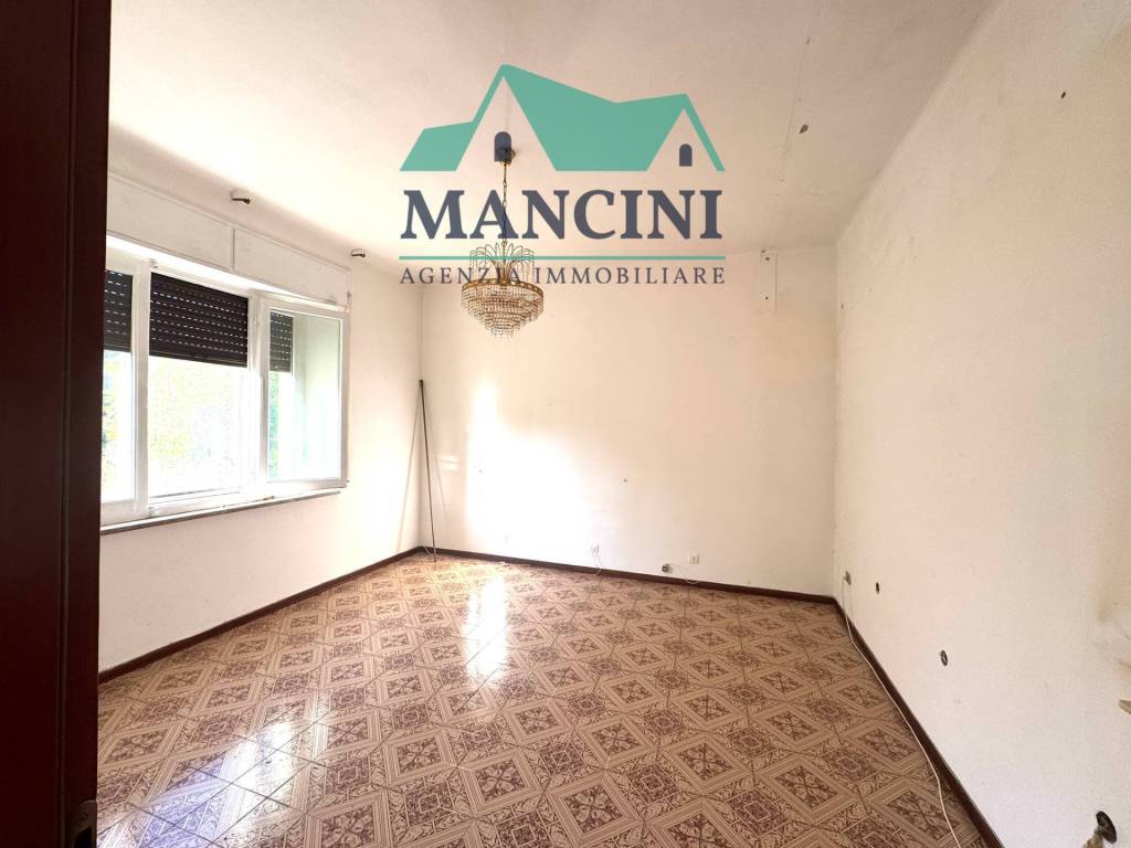Appartamento a Jesi in RAFFAELLO SANZIIO - Foto 3