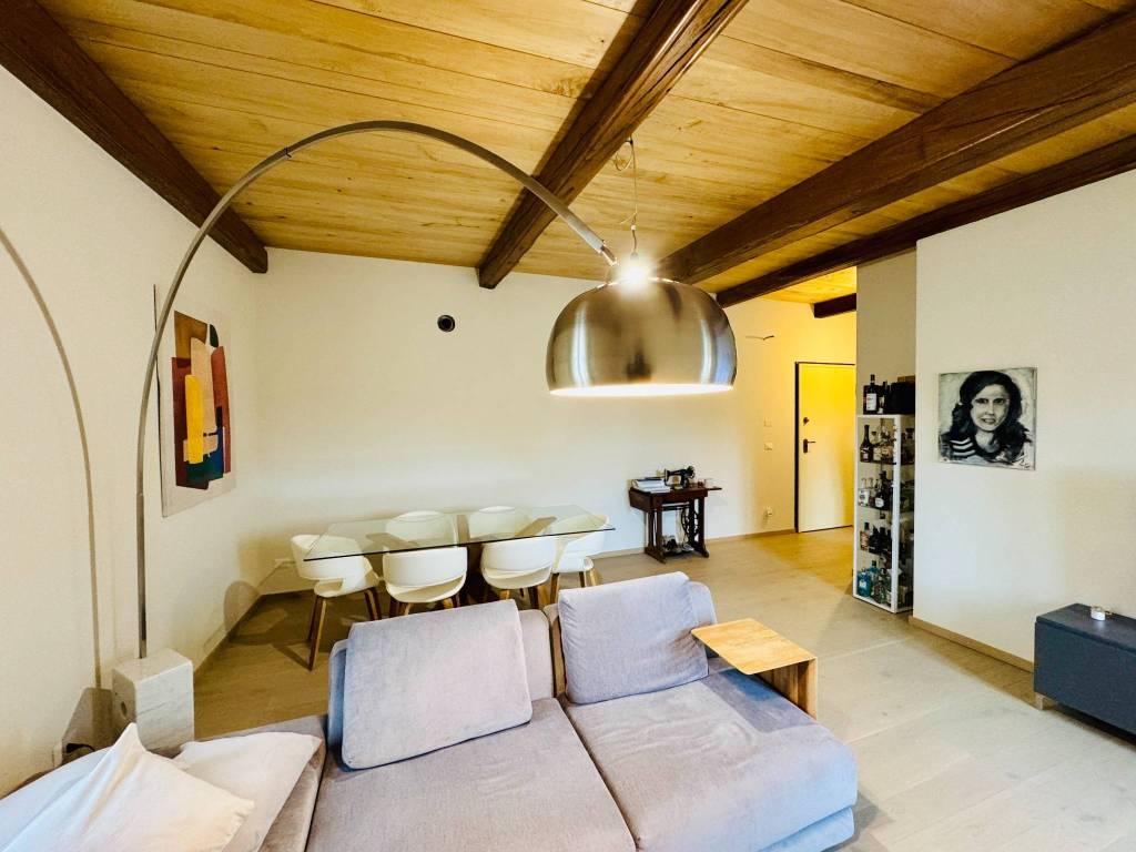 Appartamento a Chieri in Via Palazzo di Città, 3 - Foto 5