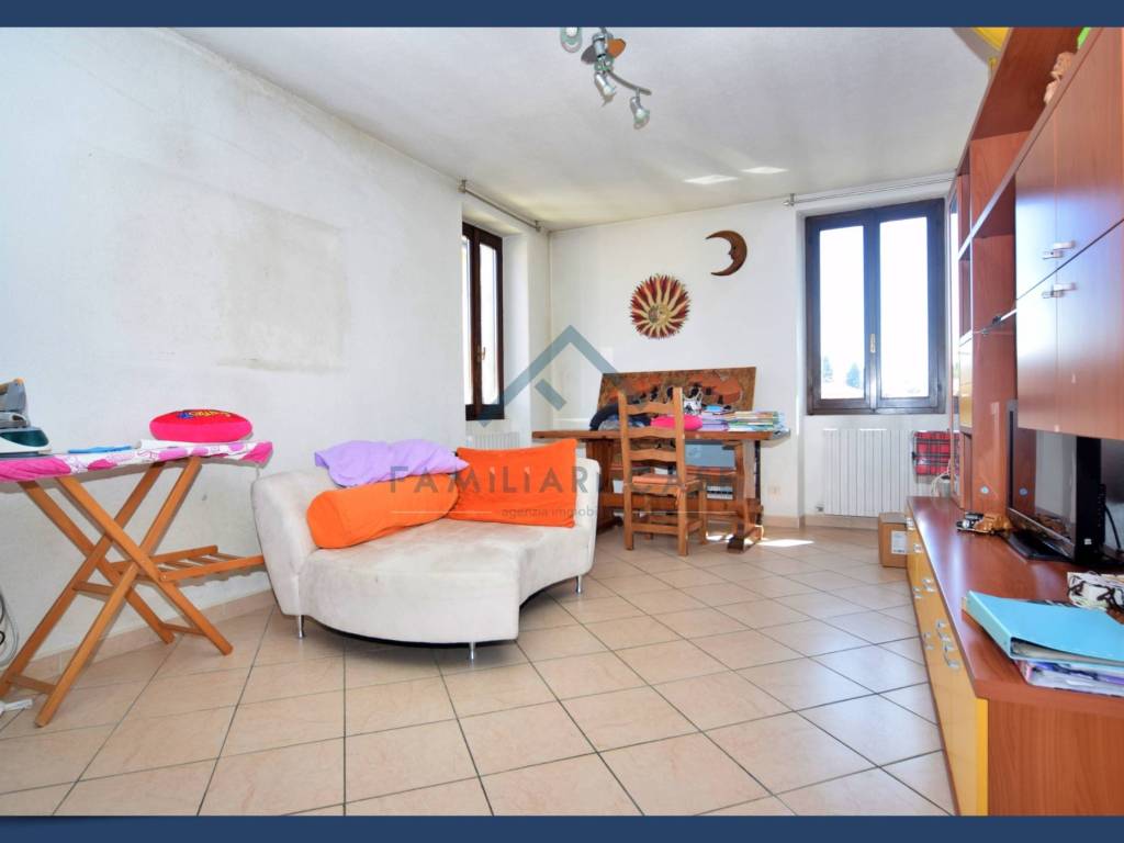Appartamento a Carnago in galliano - Foto 2