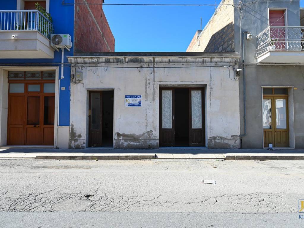 Casa indipendente a Vittoria in Via Adua , 246 - Foto 2