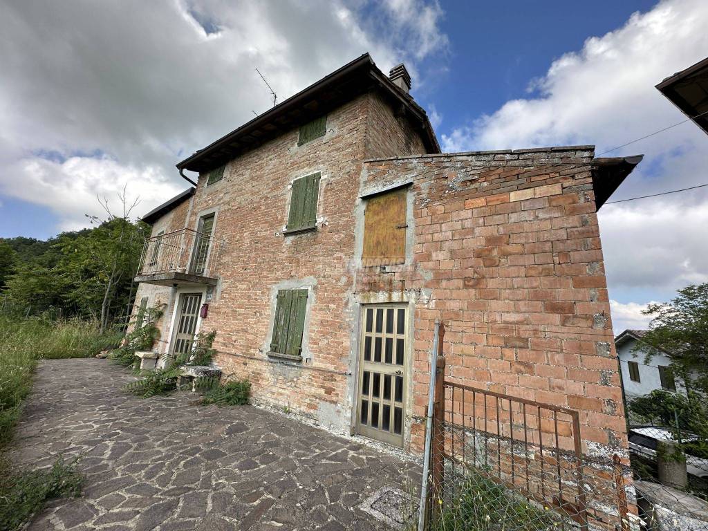 Casa indipendente a Serramazzoni in Via P. Giardini Nord 8611 - Foto 4