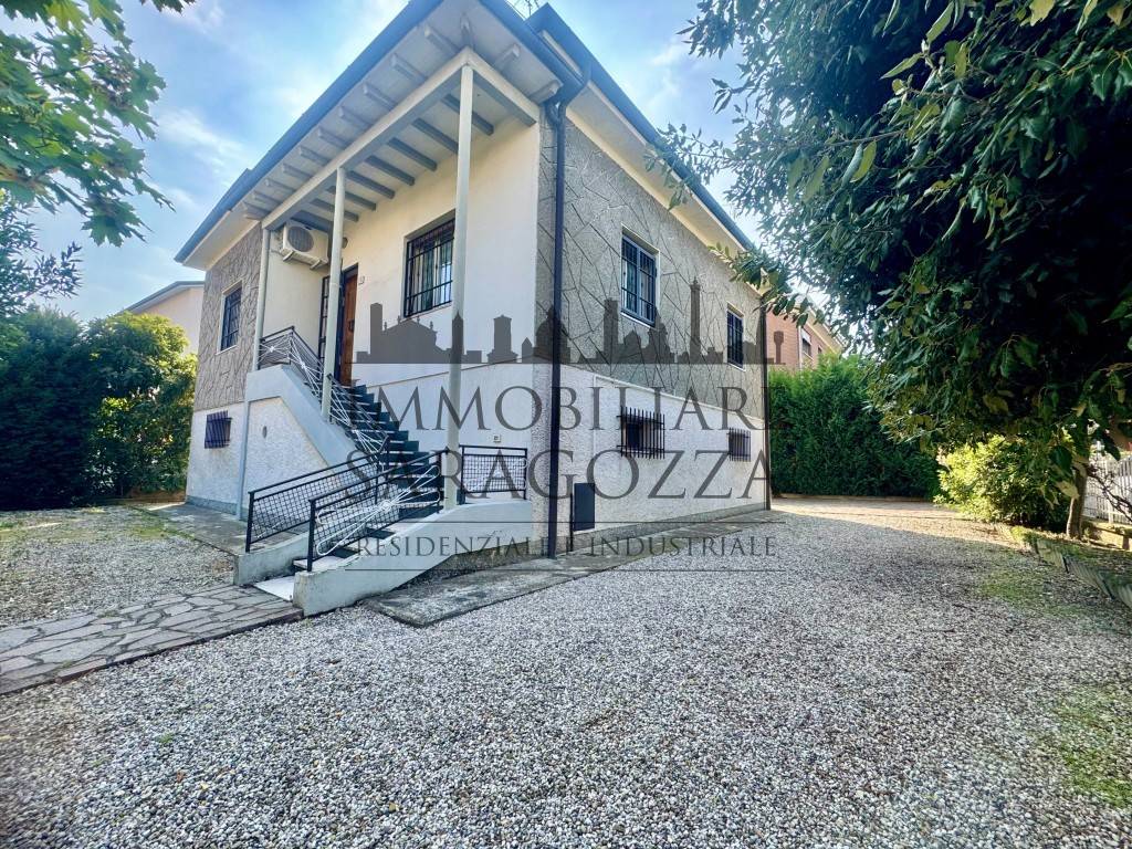 Casa indipendente a Scandiano in VIA BONAVENTURA CORTI, 38 - Foto 2