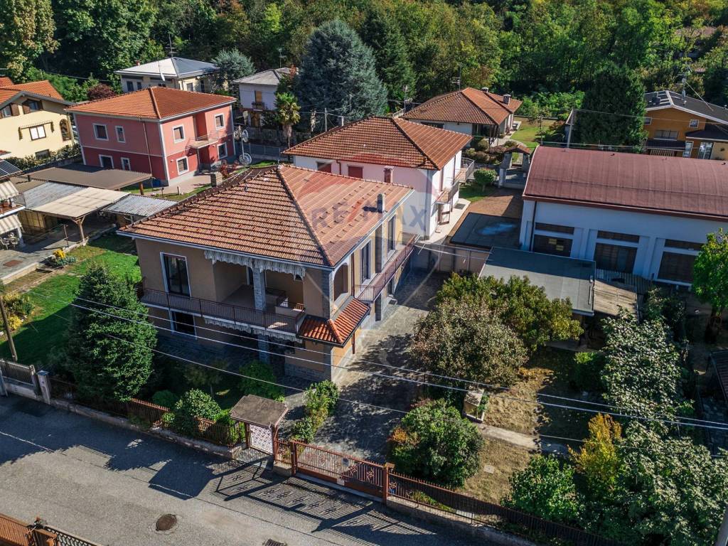 Casa indipendente a Samarate in Via Garbini, 6 - Foto 2