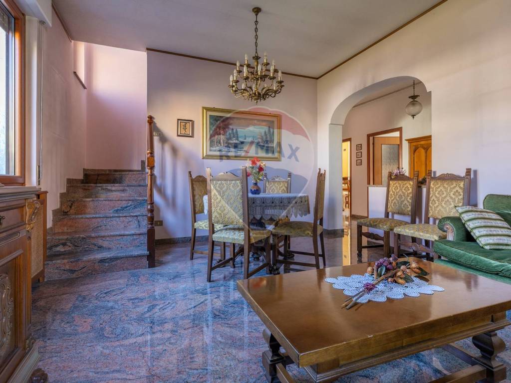 Casa indipendente a Samarate in Via Garbini, 6 - Foto 3