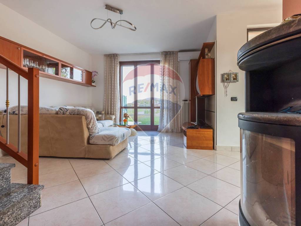 Villa a Sumirago in Via Milano - Foto 2