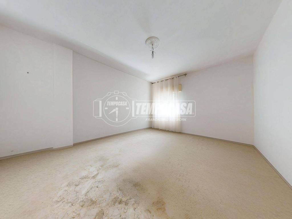 Casa indipendente a Turi in Via Giuseppe Chiarappa - Foto 2