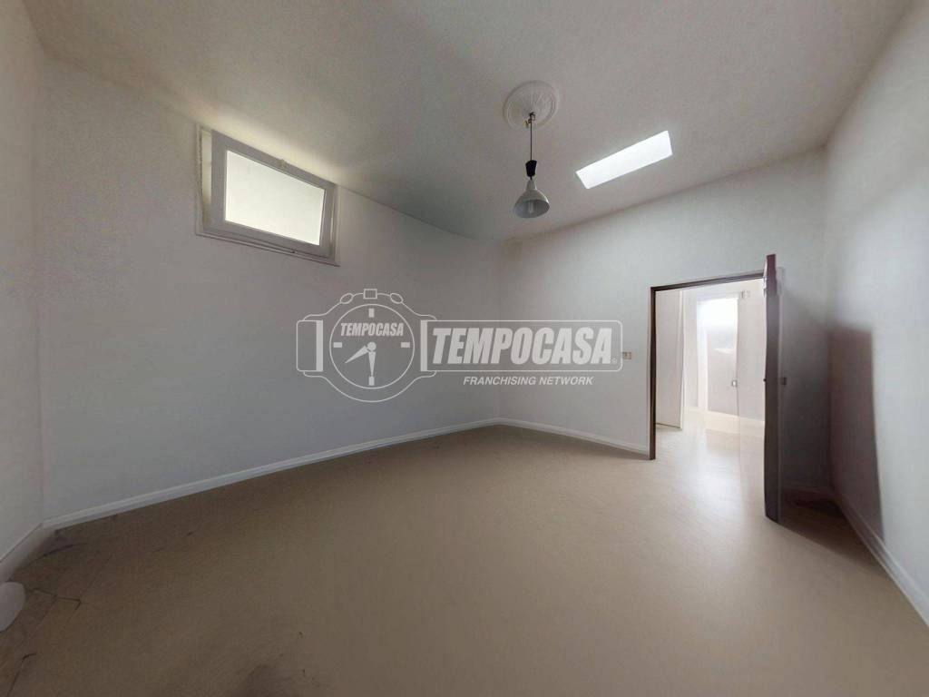 Casa indipendente a Turi in Via Giuseppe Chiarappa - Foto 3