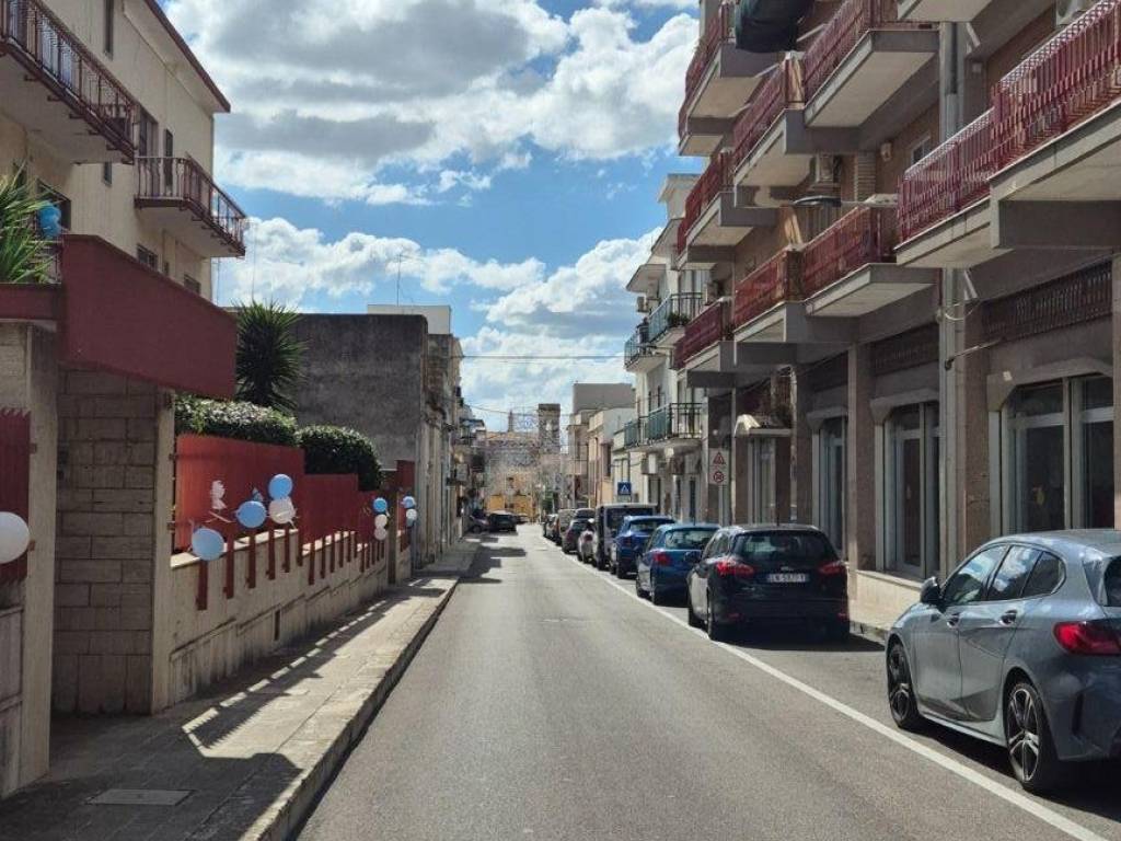 Appartamento a Statte in Via Armando Diaz, 33 - Foto 2