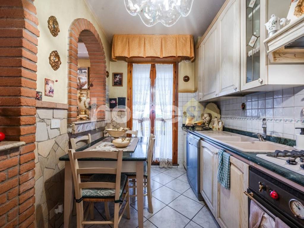 Appartamento a Reggio emilia in Via Selvino Folloni, , 3 - Foto 4