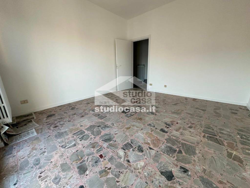 Appartamento a Crema in Via Cadorna - Foto 3