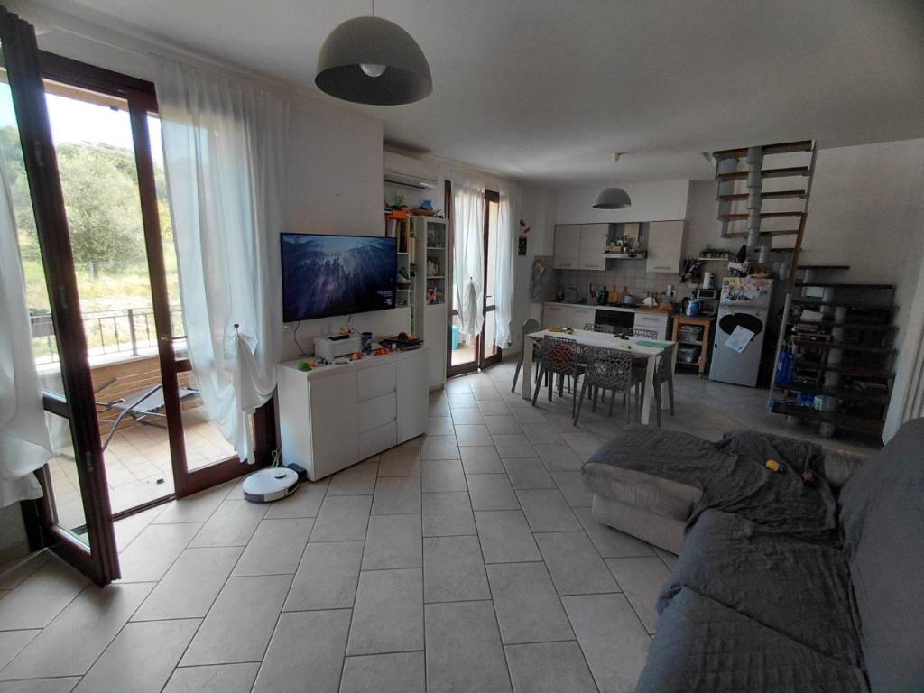 Appartamento a Pesaro in strada Santa Maria dell'Arzilla, 10 - Foto 2