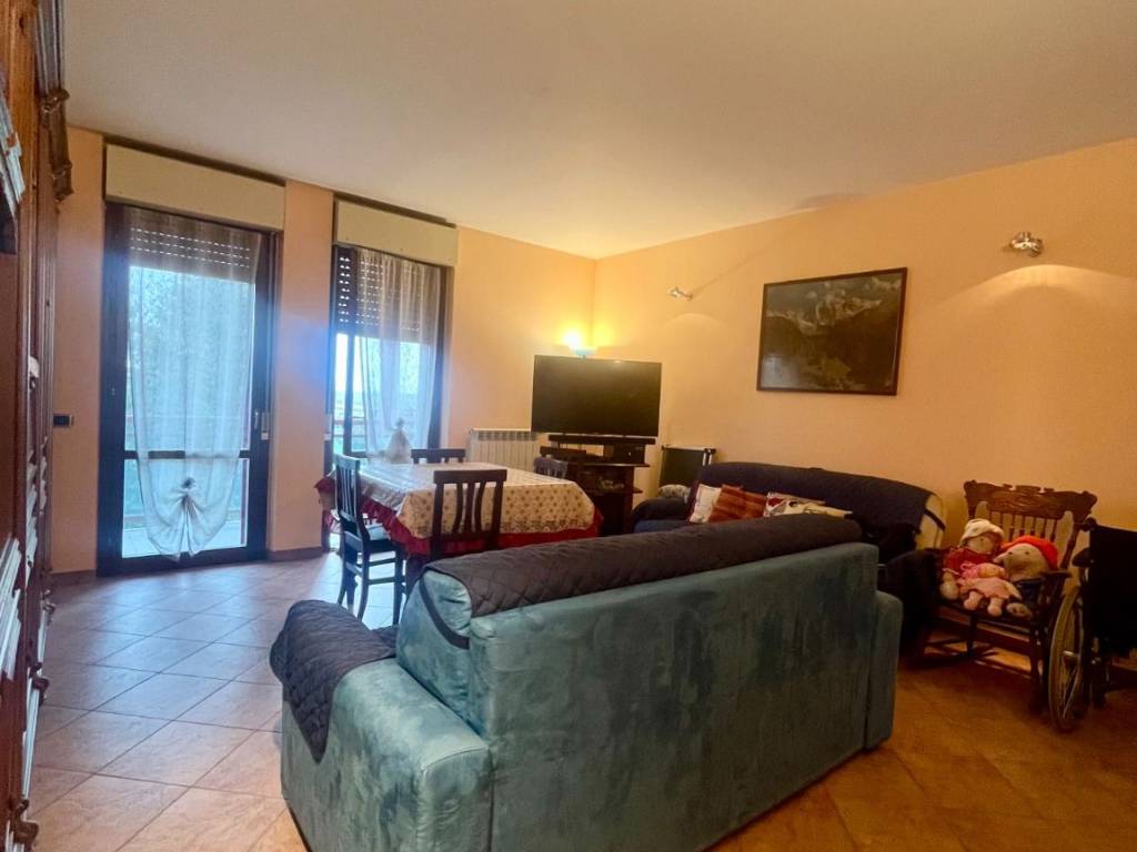 Appartamento a Trecate in Via della Natura, 1 - Foto 2