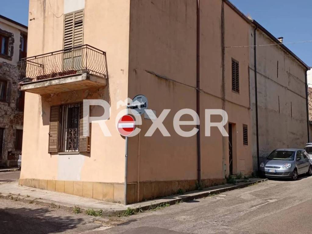 Casa indipendente a Macomer in Via Beniamino Piercy - Foto 4