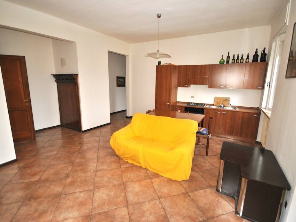 Appartamento a Verona in Via Brigata Casale, 49 - Foto 3