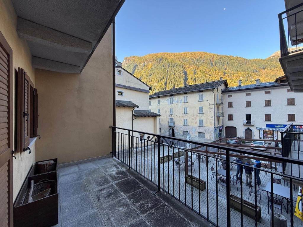 Appartamento a Campodolcino in Piazza Sant' Antonio, 4 - Foto 2