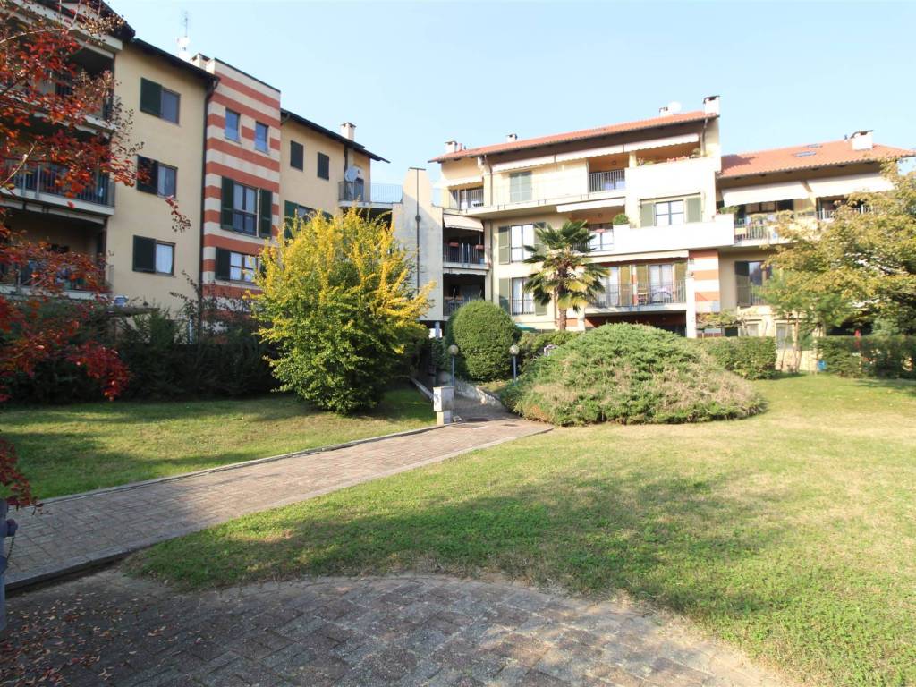 Appartamento a Chieri in Via Generale dall Chiesa, 11 - Foto 2