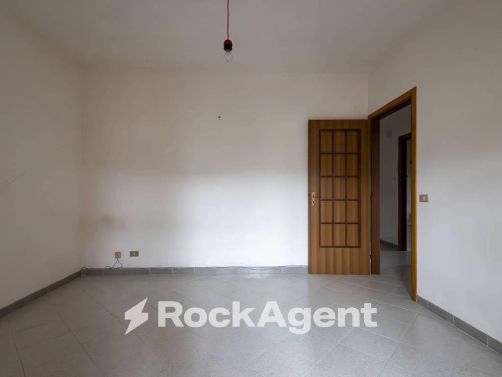 Appartamento a Catanzaro in Viale Barlaam da Seminara, 27 - Foto 3