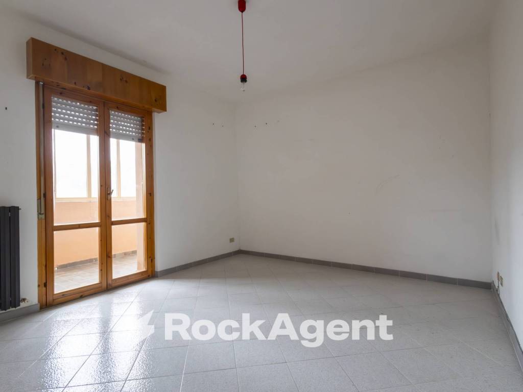 Appartamento a Catanzaro in Viale Barlaam da Seminara, 27 - Foto 4