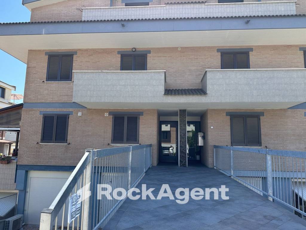 Appartamento a Città sant'angelo in Via Levante - Foto 4