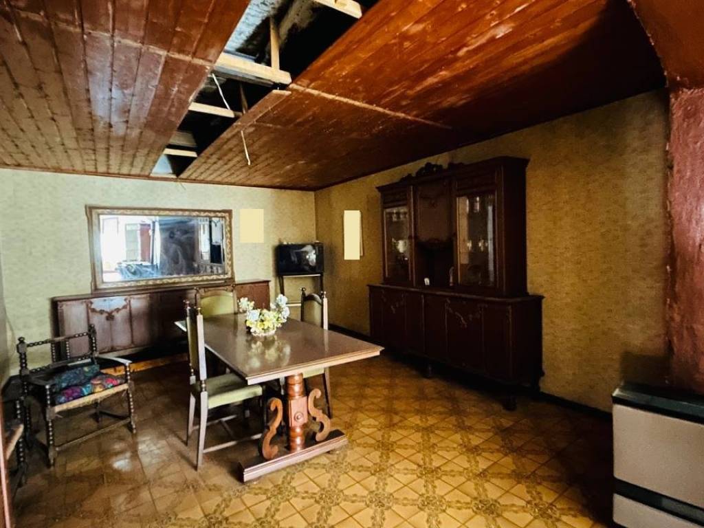 Casa indipendente a Lamezia terme in Corso Vittorio Emanuele - Foto 2