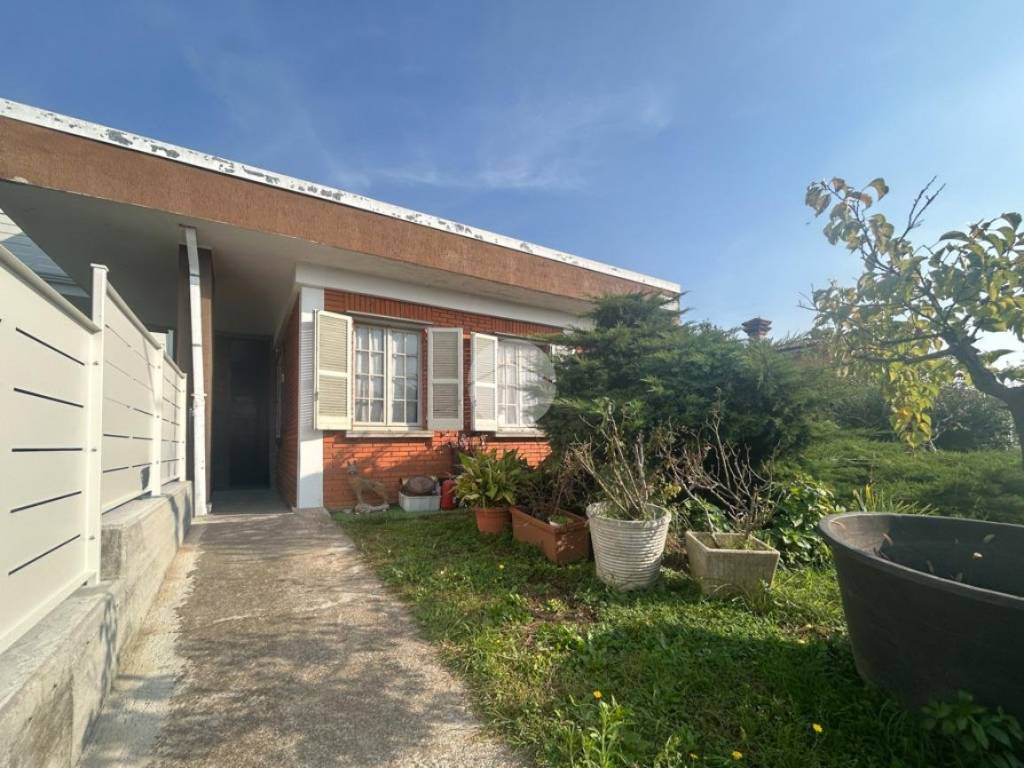 Villa a Castrezzato in Via Piave, 56 - Foto 2