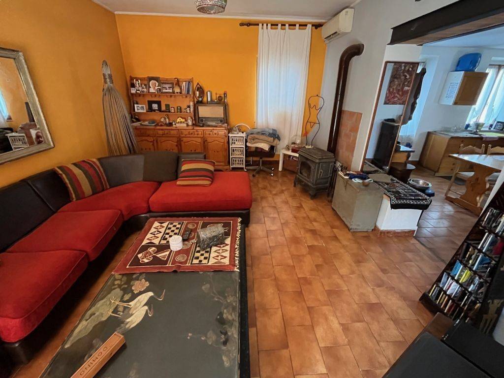 Casa indipendente a Pieve porto morone - Foto 5