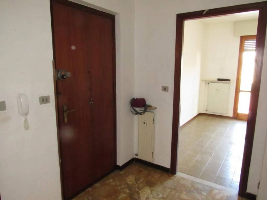 Appartamento a Acqui terme in Via Berlingeri Fra Jacopo, 1 - Foto 2