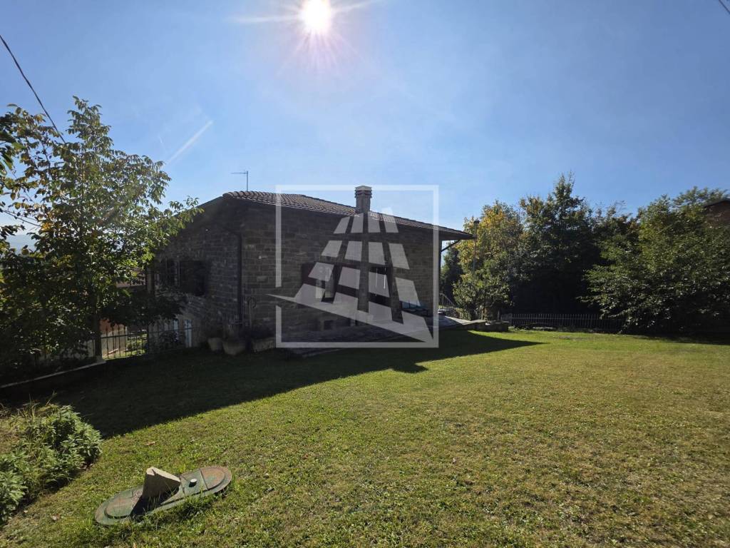 Villa a Carpineti in Via Iatica - Foto 3