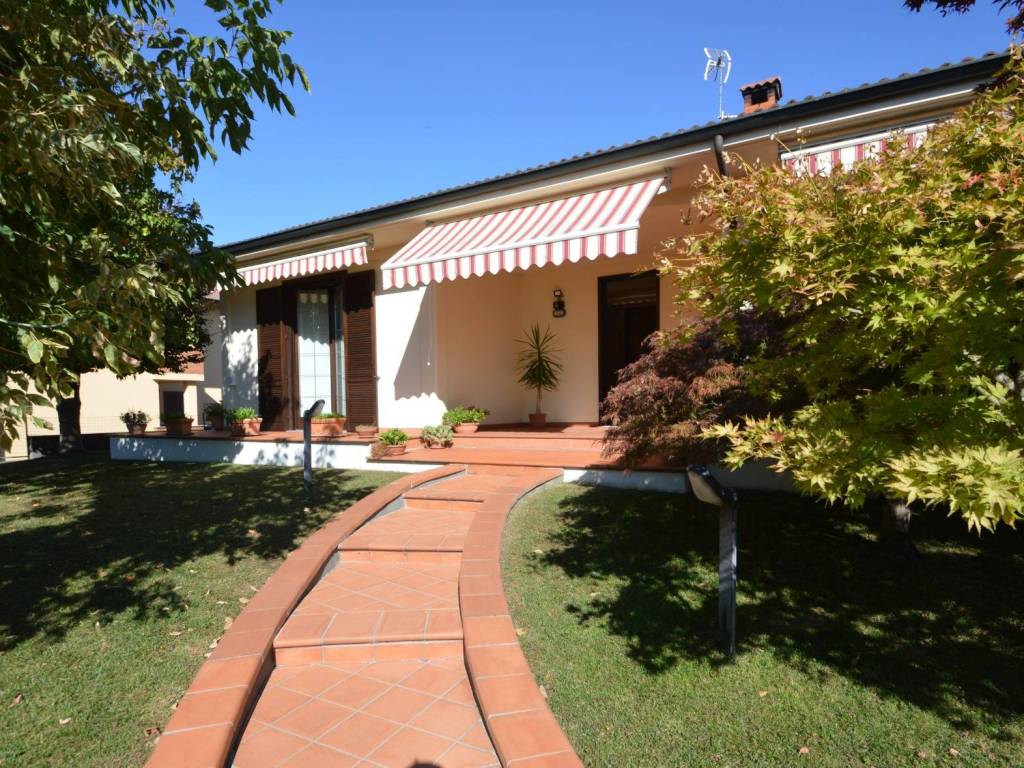 Villa a Sommo in Via Libertà, 3 - Foto 2
