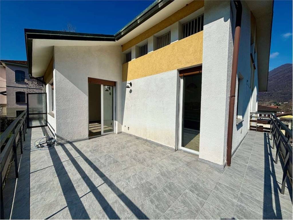 Appartamento a Cuvio in via trieste, 2 - Foto 4