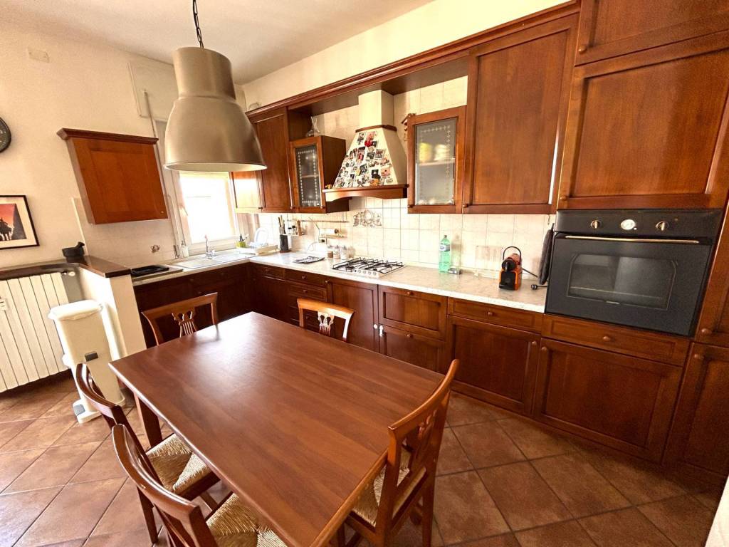 Appartamento a Verona in Via Golosine, 63 - Foto 4