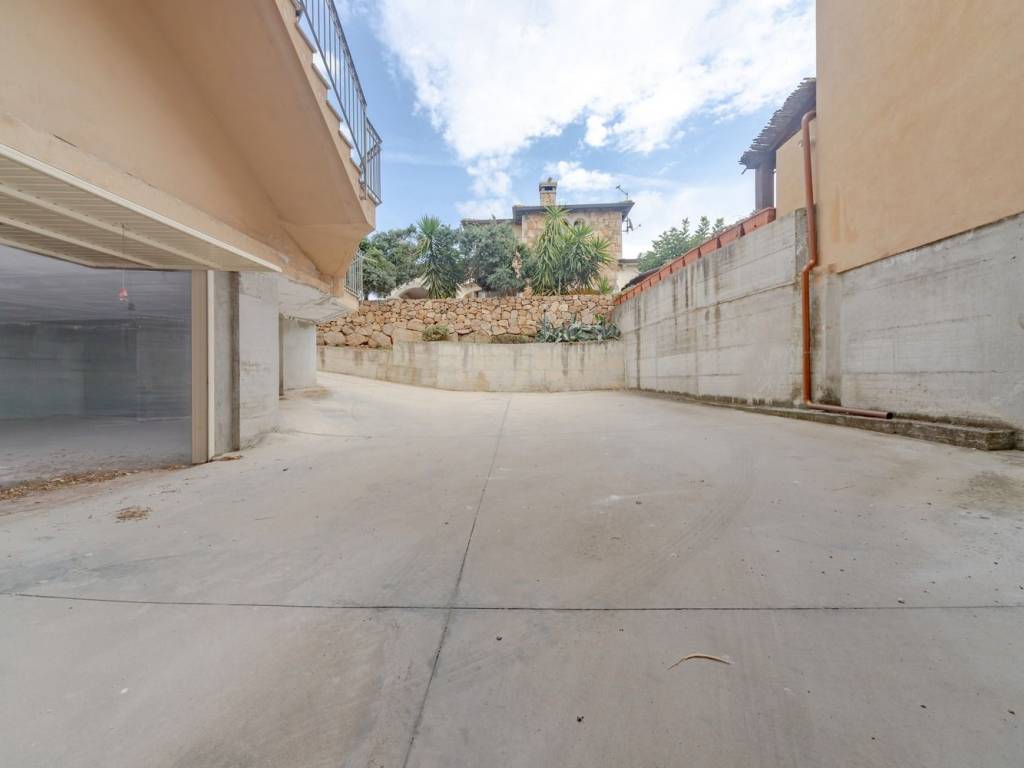 Box / garage a Loiri porto san paolo in Via A. Vincentelli - Foto 2