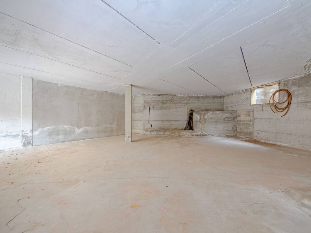 Box / garage a Loiri porto san paolo in Via A. Vincentelli - Foto 5