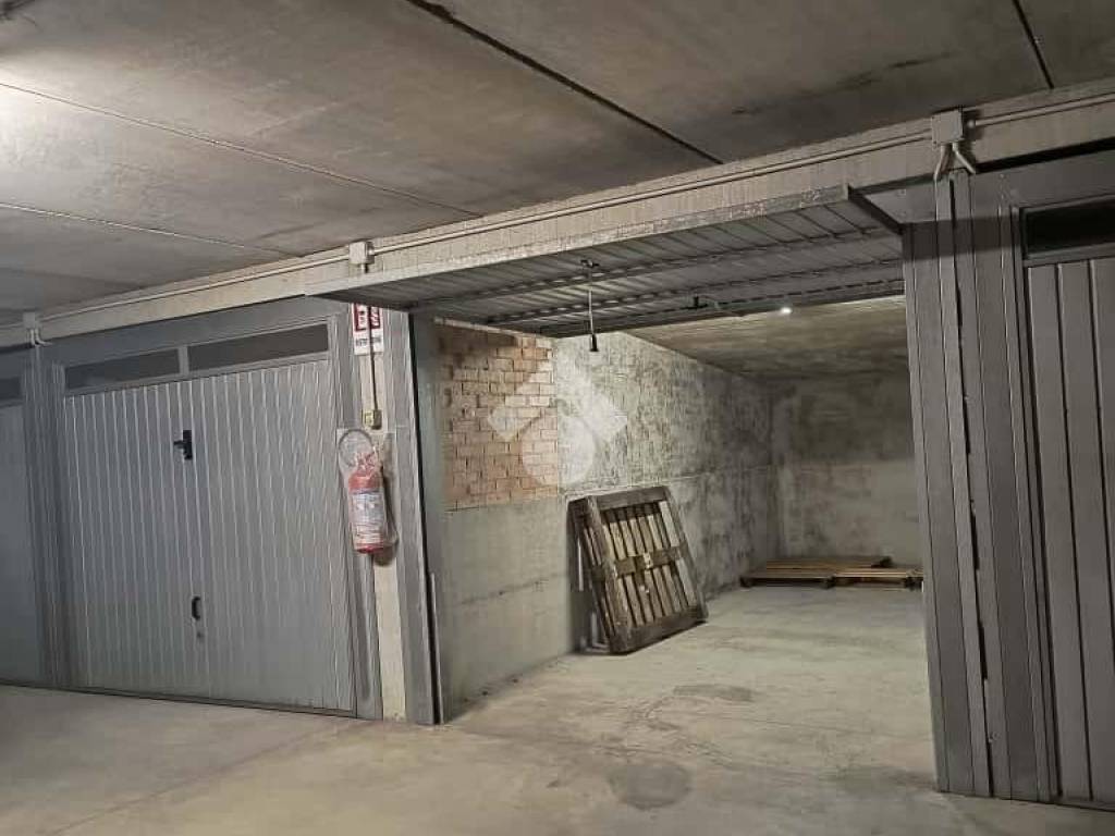 Box / garage a Ferrara in Via Roveroni, 3 - Foto 5