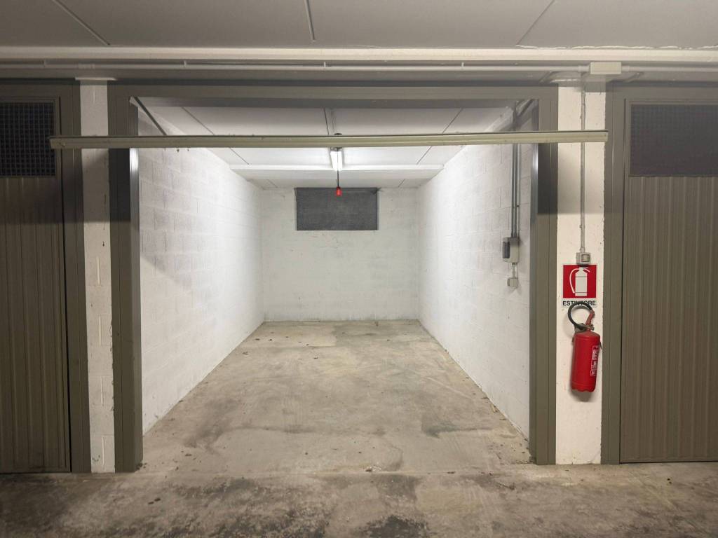 Box / garage a Millesimo in Via dei Partigiani - Foto 3
