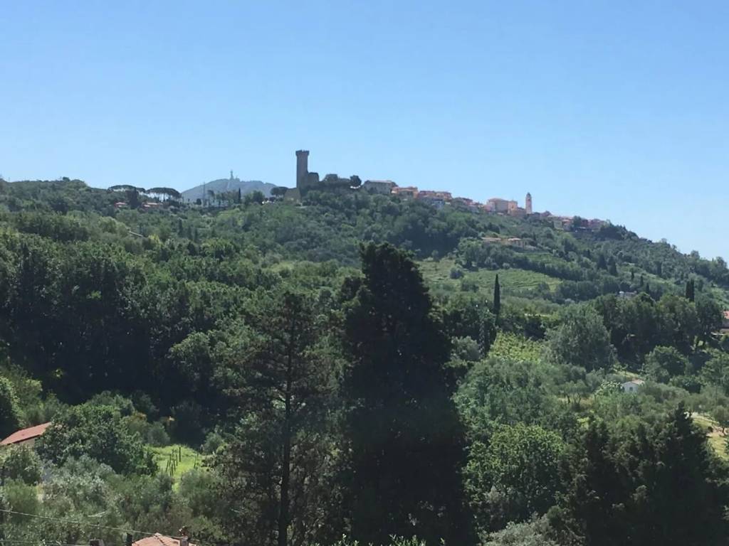 Villa a Castelnuovo magra in Via Montecchio, 168 - Foto 2