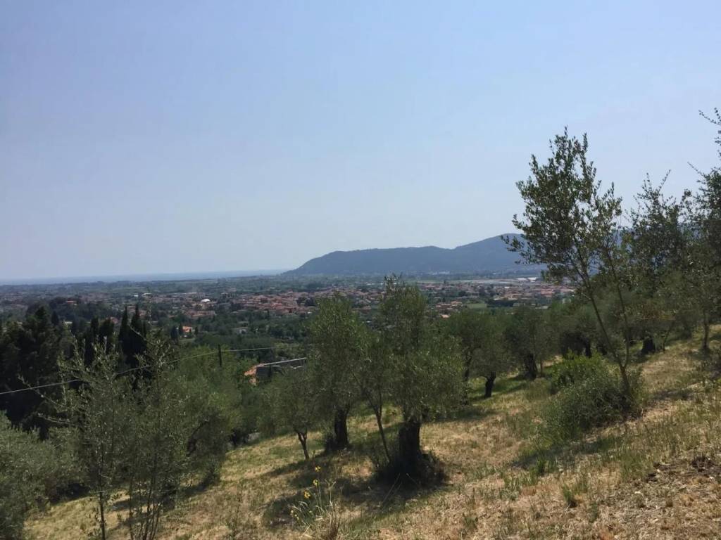 Villa a Castelnuovo magra in Via Montecchio, 168 - Foto 3