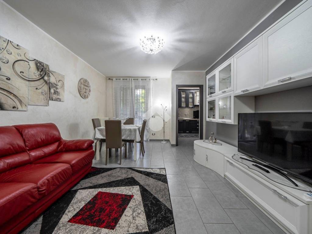 Appartamento a Reggio emilia in Via Ferruccio Tagliavini - Foto 5