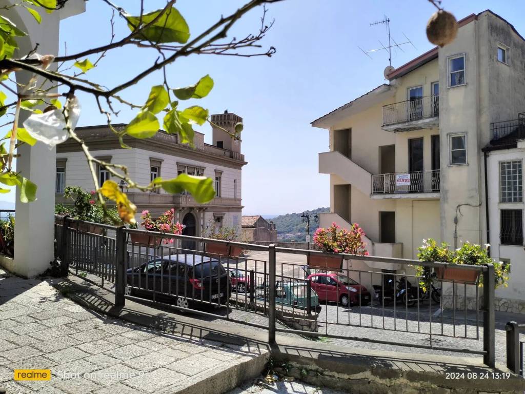 Palazzo / stabile a Castelforte in Piazza Municipio - Foto 4
