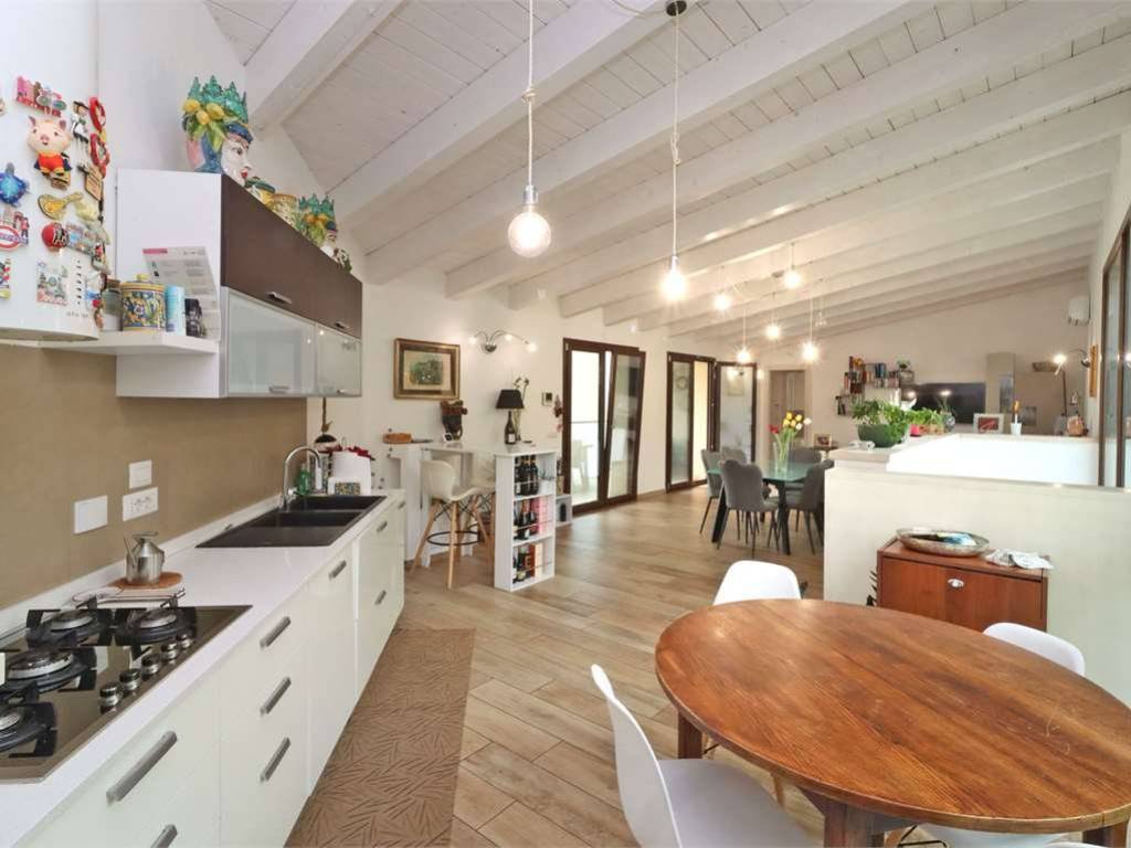 Villa a Assisi in FRAZ. PALAZZO VIA BALIA DI AGNANO - Foto 2