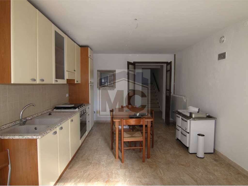 Appartamento a Viano in strada provinciale , 89 - Foto 2