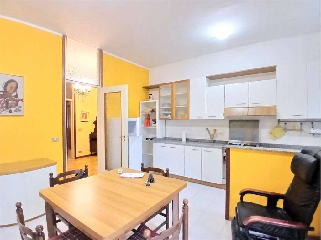 Appartamento a Alessandria in VIA PAOLO SACCO, 38 - Foto 2
