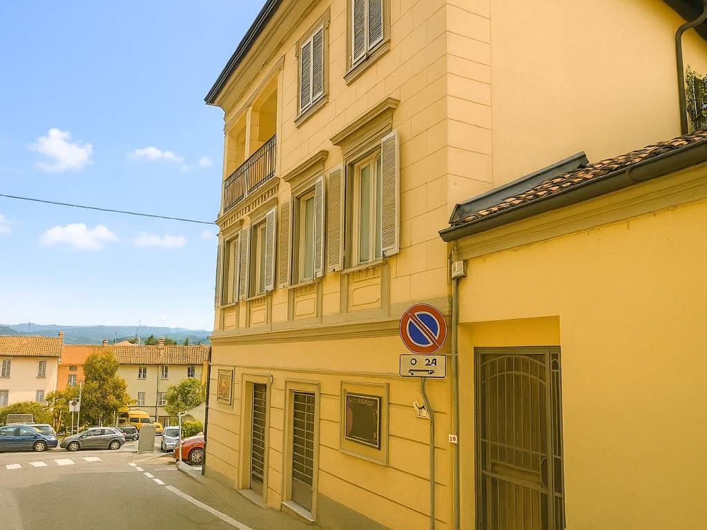 Appartamento a Castelnuovo don bosco in Via Umberto I, 3 - Foto 2