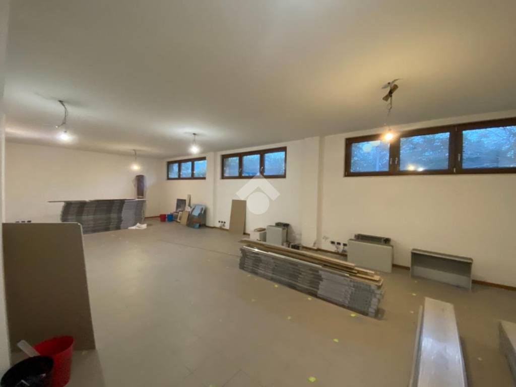 Immobile a Bassano del grappa in Largo Giorgio Perlasca, 789 - Foto 2
